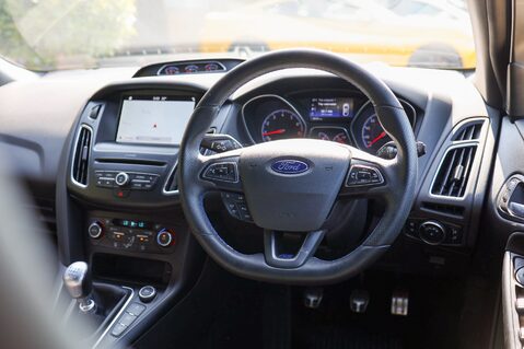 Ford Focus 2.3 RS 15