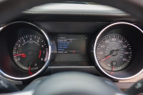 Ford Mustang GT 5.0 V8 MANUAL 26