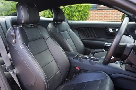 Ford Mustang GT 5.0 V8 MANUAL 14