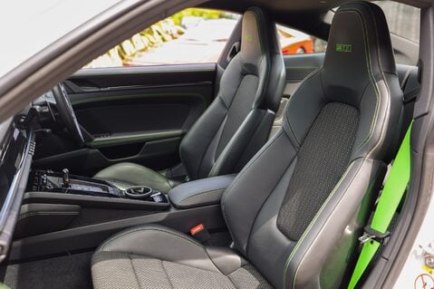 Porsche 911 CARRERA T 3.0 PDK 31