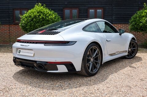 Porsche 911 CARRERA T 3.0 PDK 11