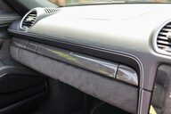 Porsche 718 Boxster GTS 4.0 PDK 37