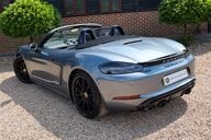 Porsche 718 Boxster GTS 4.0 PDK 56