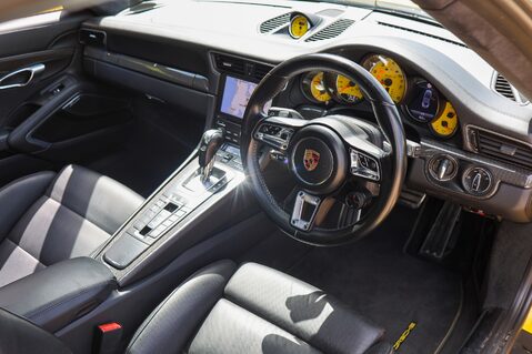 Porsche 911 991.2 TURBO S 3.8 PDK 4