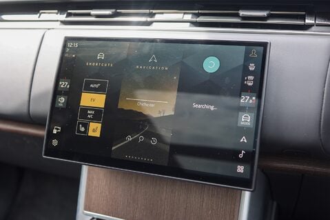 Land Rover Range Rover SE 3.0 P460E 38.2kWh 17