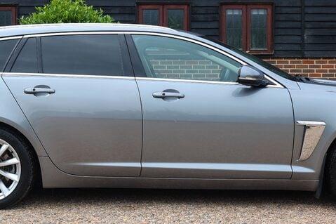 Jaguar XF 2.2 D PREMIUM LUXURY SPORTBRAKE 12