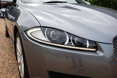 Jaguar XF 2.2 D PREMIUM LUXURY SPORTBRAKE 40