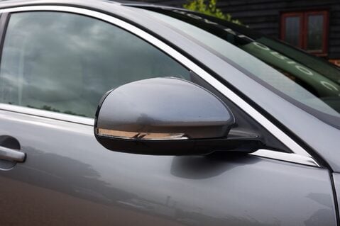 Jaguar XF 2.2 D PREMIUM LUXURY SPORTBRAKE 42