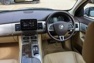 Jaguar XF 2.2 D PREMIUM LUXURY SPORTBRAKE 16