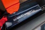 Renault Megane RENAULTSPORT F1 TEAM R26.R 31