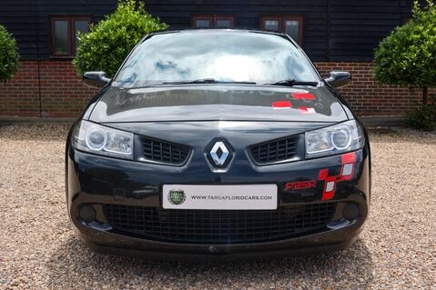 Renault Megane RENAULTSPORT F1 TEAM R26.R 8