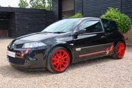Renault Megane RENAULTSPORT F1 TEAM R26.R 48