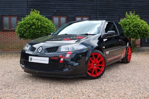 Renault Megane RENAULTSPORT F1 TEAM R26.R 50
