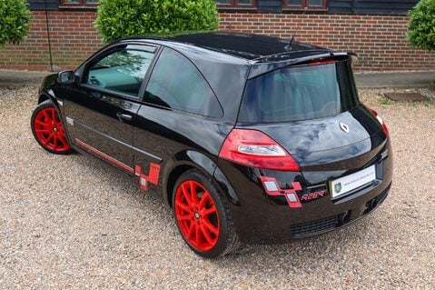 Renault Megane RENAULTSPORT F1 TEAM R26.R 53