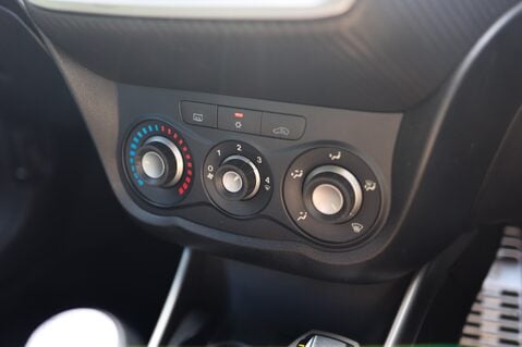 Alfa Romeo Mito 1.4 MULTIAIR TURBO QUADRIFOGLIO VERDE 17