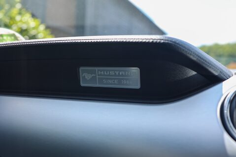 Ford Mustang 2.3 ECOBOOST MANUAL 28