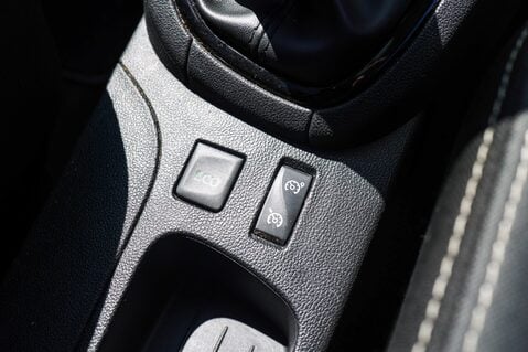 Renault Clio DYNAMIQUE NAV 0.9 TCE ECO 28