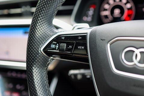 Audi RS6 AVANT 4.0 TFSI QUATTRO VORSPRUNG MHEV 31