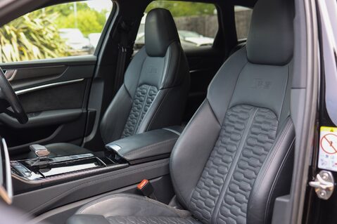 Audi RS6 AVANT 4.0 TFSI QUATTRO VORSPRUNG MHEV 42