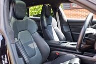 Porsche Taycan TURBO S SPORT TURISMO 16