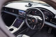 Porsche Taycan TURBO S SPORT TURISMO 18