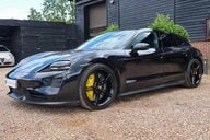Porsche Taycan TURBO S SPORT TURISMO 54