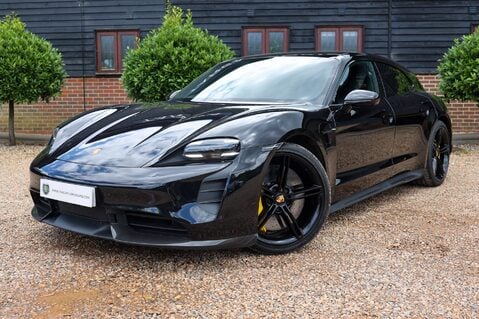 Porsche Taycan TURBO S SPORT TURISMO 55