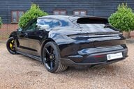 Porsche Taycan TURBO S SPORT TURISMO 57