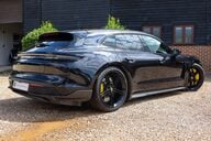 Porsche Taycan TURBO S SPORT TURISMO 63