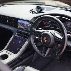 Porsche Taycan TURBO S SPORT TURISMO 1