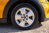 Mini Hatch ONE 1.2 MANUAL (PEPPER PACK) 6
