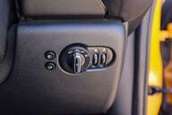 Mini Hatch ONE 1.2 MANUAL (PEPPER PACK) 14