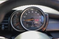 Mini Hatch ONE 1.2 MANUAL (PEPPER PACK) 12