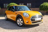 Mini Hatch ONE 1.2 MANUAL (PEPPER PACK) 16