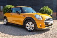 Mini Hatch ONE 1.2 MANUAL (PEPPER PACK) 18