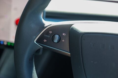 Tesla Model 3 RWD 25