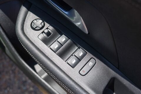 Vauxhall Mokka ULTIMATE NAV 1.2 AUTO 28