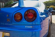 Nissan Skyline R34 GT-R V SPEC 2.6 60