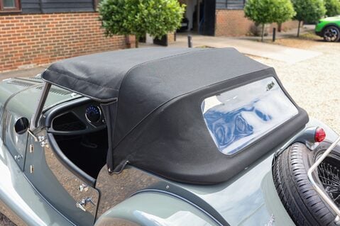 Morgan Roadster 3.7 41