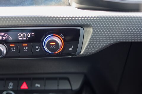 Audi A1 SPORTBACK 1.0 TFSI S LINE 30 S-TRONIC 26