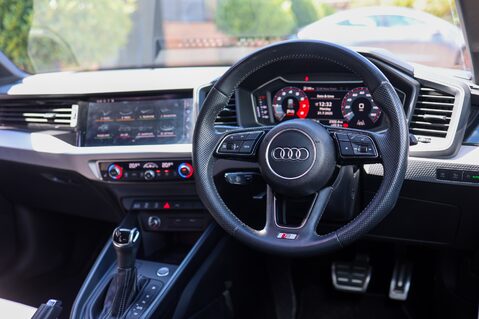 Audi A1 SPORTBACK 1.0 TFSI S LINE 30 S-TRONIC 15
