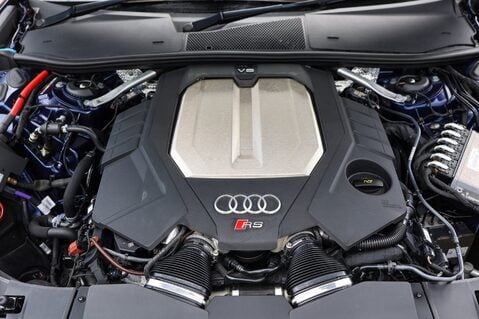 Audi RS6 AVANT 4.0 TFSI QUATTRO CARBON BLACK MHEV 52