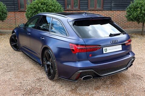 Audi RS6 AVANT 4.0 TFSI QUATTRO CARBON BLACK MHEV 57