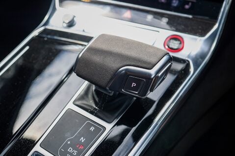Audi RS6 AVANT 4.0 TFSI QUATTRO CARBON BLACK MHEV 26