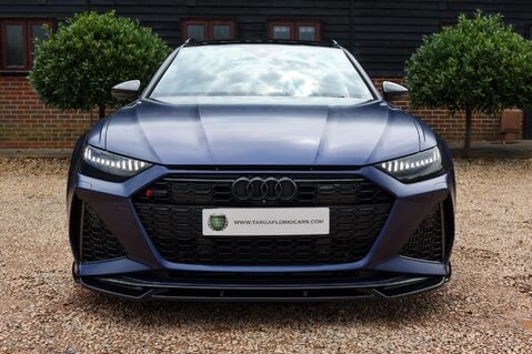 Audi RS6 AVANT 4.0 TFSI QUATTRO CARBON BLACK MHEV 8