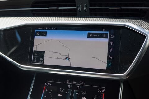 Audi RS6 AVANT 4.0 TFSI QUATTRO CARBON BLACK MHEV 20