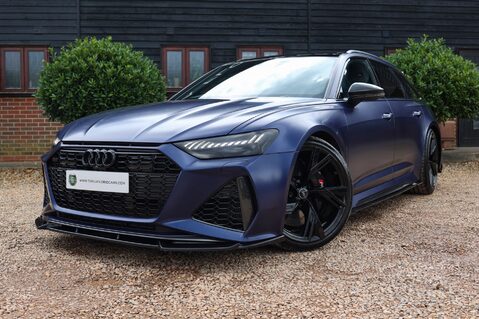 Audi RS6 AVANT 4.0 TFSI QUATTRO CARBON BLACK MHEV 9