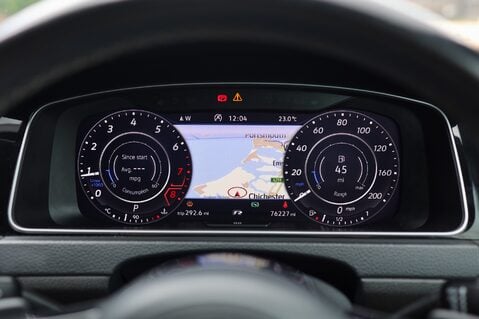 Volkswagen Golf R 2.0 TSI 4MOTION DSG 5