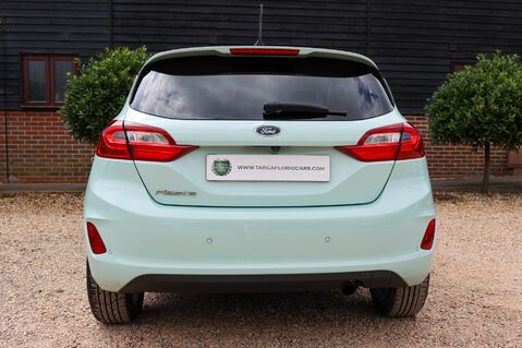 Ford Fiesta B AND O PLAY TITANIUM 1.0 9