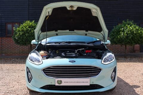 Ford Fiesta B AND O PLAY TITANIUM 1.0 39